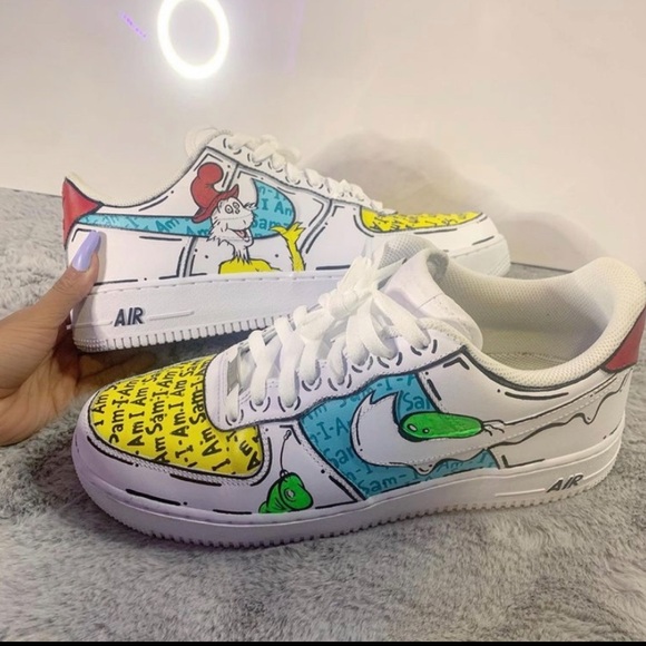 Air Jordan 1 Mid Triple White 100%Authentic
Brand new in original box - Picture 6 of 13